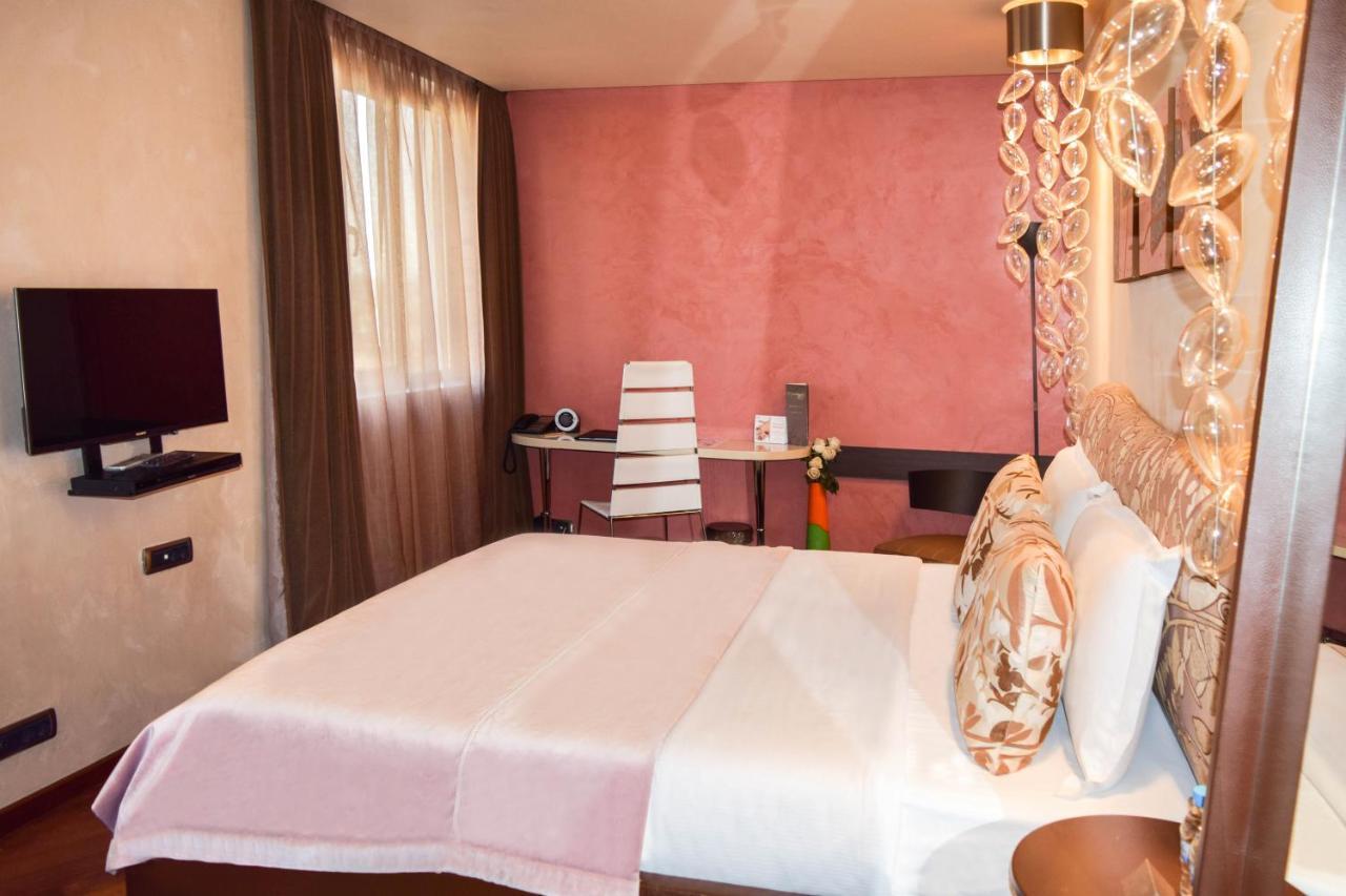 Les Fleurs Boutique Hotel Sofia Eksteriør bilde